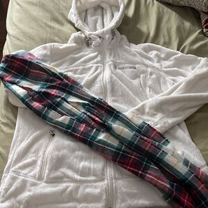 Free Country Plush White soft Jacket